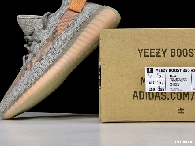 350 EG7492 V2 Boost Adidas True Form Yeezy 0812